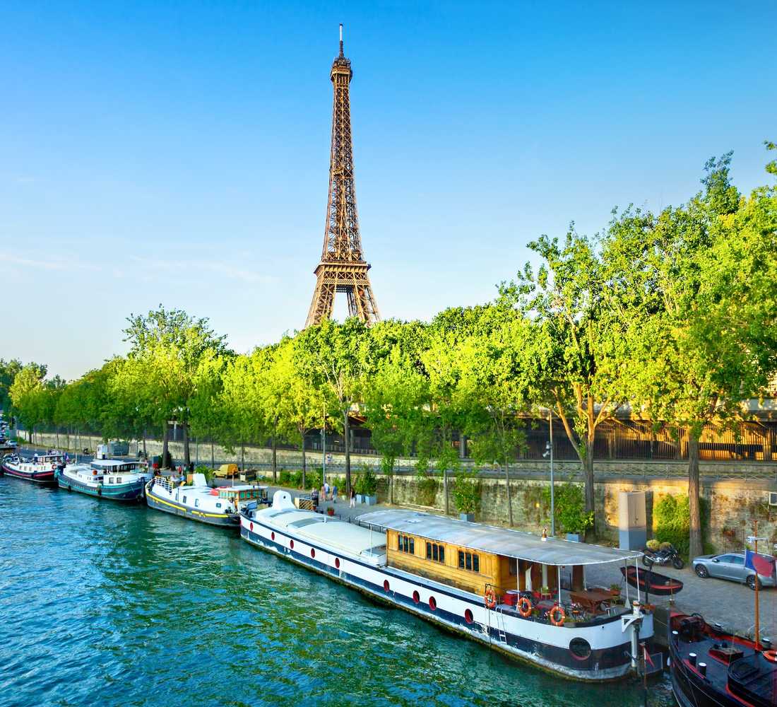 Tours en bus touristiques à Paris – Monuments emblématiques de Paris et billets flexibles en 2026 Tours en bus hop-on hop-off à Paris, France – Bus à toit ouvert, attractions principales et annulation gratuite en 2026